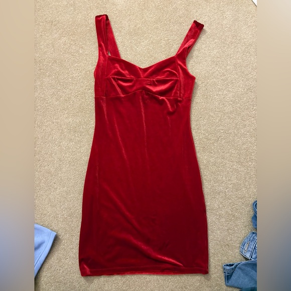 Forever 21 Dresses & Skirts - Red Velvet Forever 21 Dress